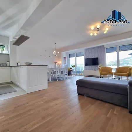 Aida Apartment